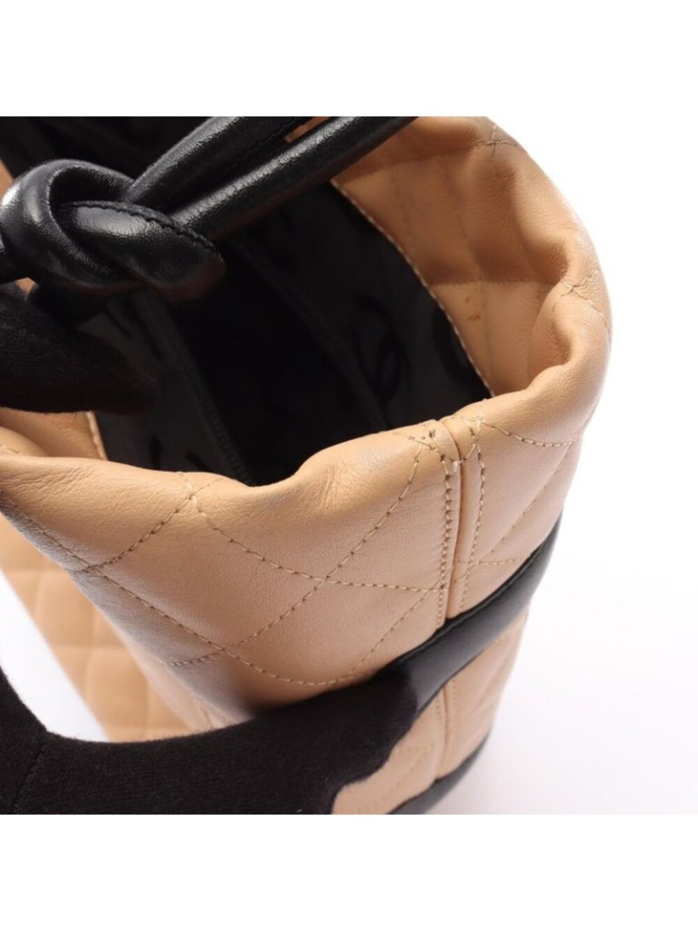 Chanel Tote Bag Cambon Line Medium Beige Black Leather - Picture 8 of 10